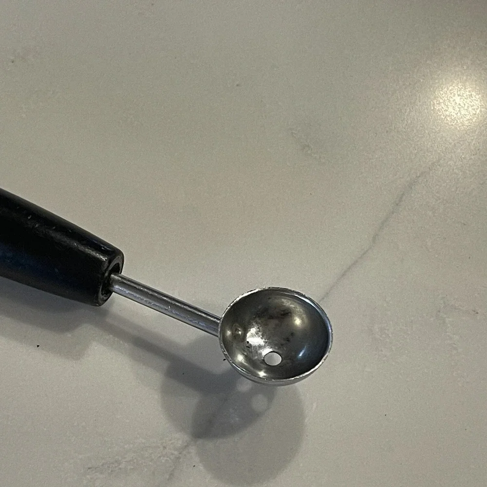 EKCO USA Melon Baller Black Handle Double Headed  3/4